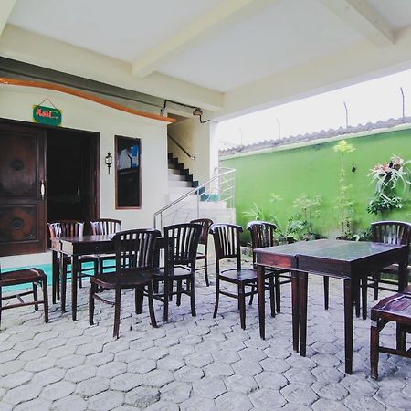 Hotel Bandara Asri Kalasan Экстерьер фото