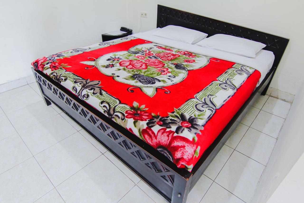 Hotel Bandara Asri Kalasan Экстерьер фото