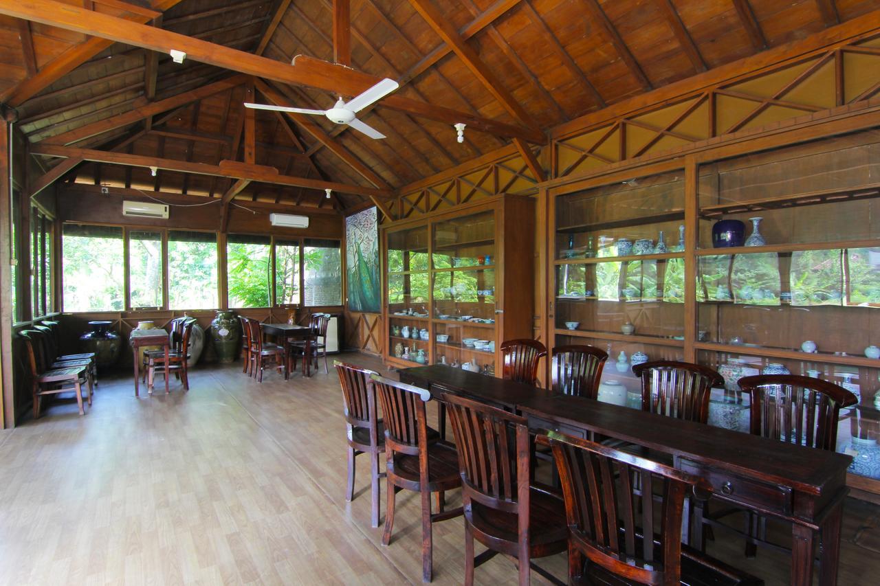 Hotel Bandara Asri Kalasan Экстерьер фото